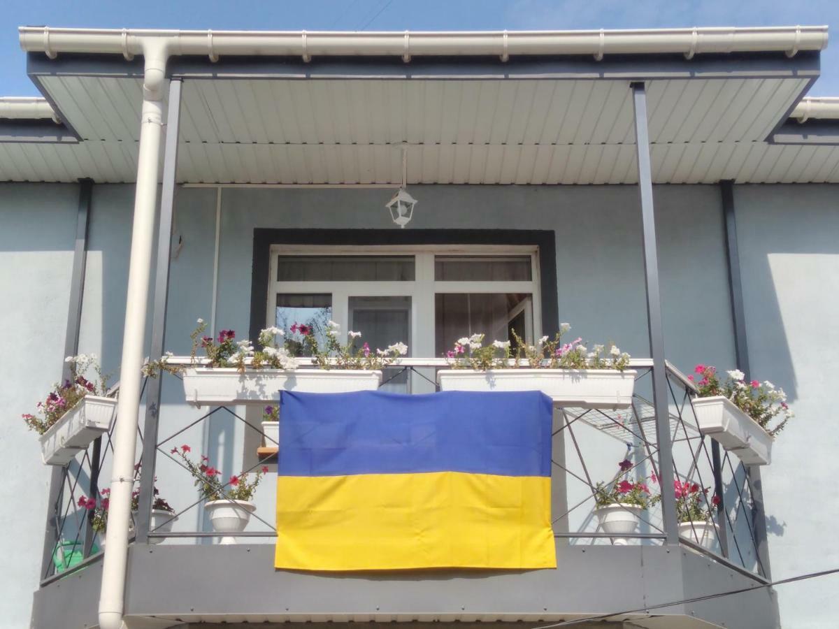 Отель "Swallow House" Cherkasy Luaran gambar